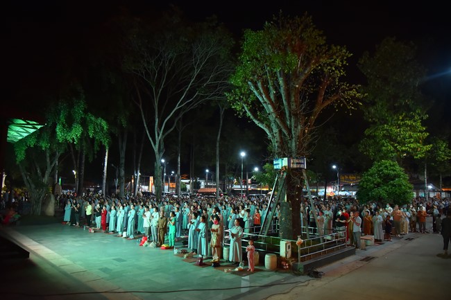 Repentance ceremony on August 14th, Year of the Cat