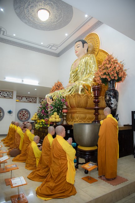 Repentance ceremony on August 14th, Year of the Cat