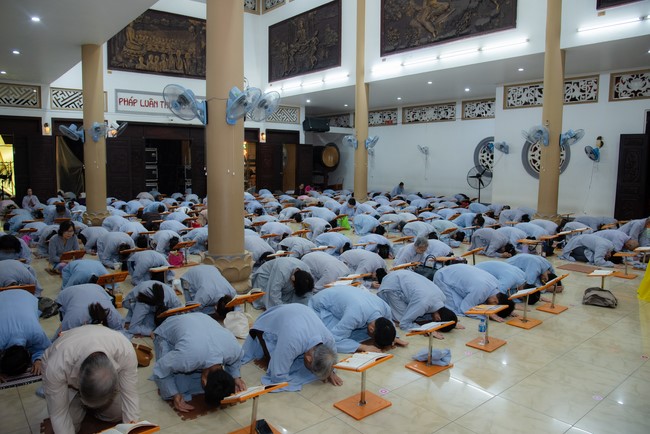 Repentance ceremony on August 14th, Year of the Cat