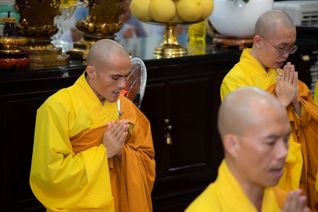 Repentance ceremony on August 14th, Year of the Cat