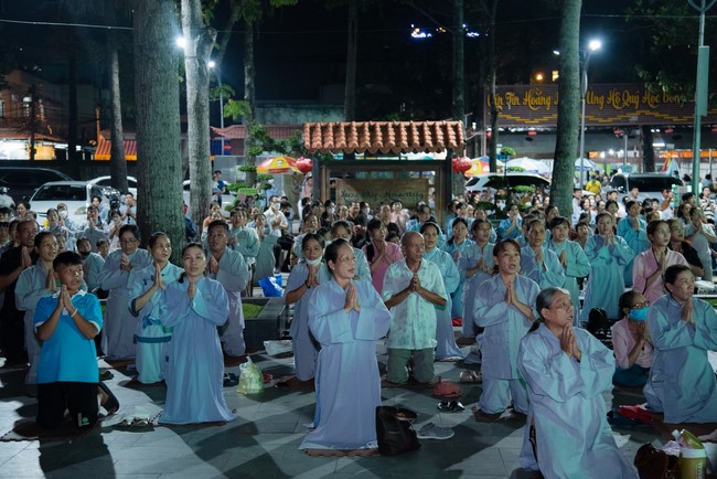 Repentance ceremony on August 14th, Year of the Cat