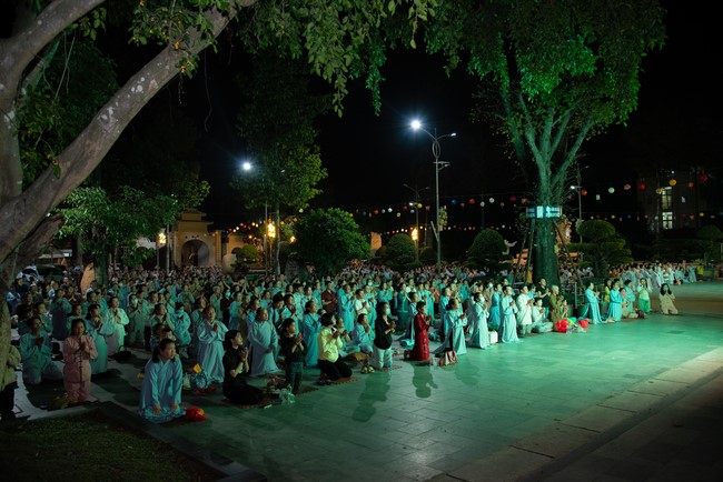 Repentance ceremony on August 14th, Year of the Cat