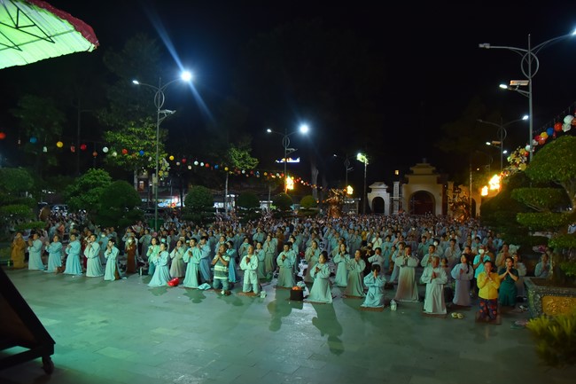 Repentance ceremony on August 14th, Year of the Cat