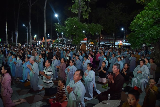 Repentance ceremony on August 14th, Year of the Cat