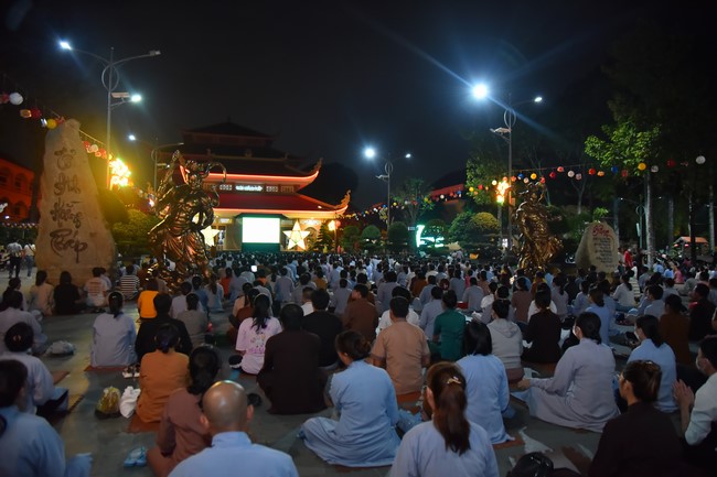 Repentance ceremony on August 14th, Year of the Cat