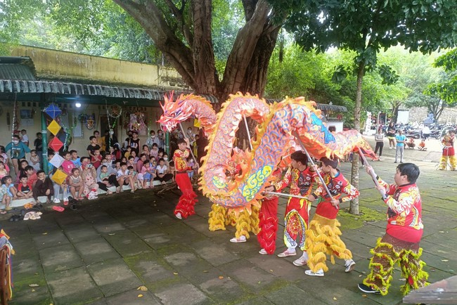 Nhat Phap pagoda - Dong Nai: Full moon Festival program for Kids
