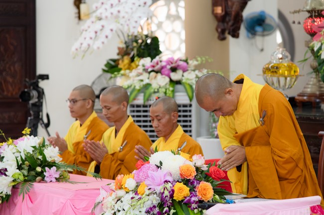 Wedding Ceremony at the pagoda