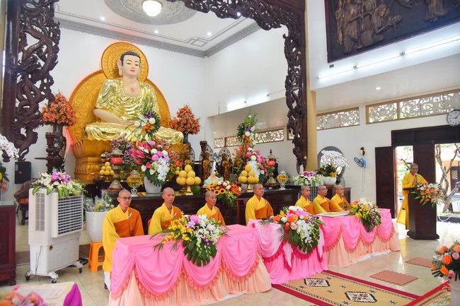 Wedding Ceremony at the pagoda