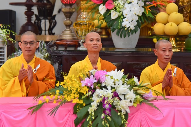 Wedding Ceremony at the pagoda