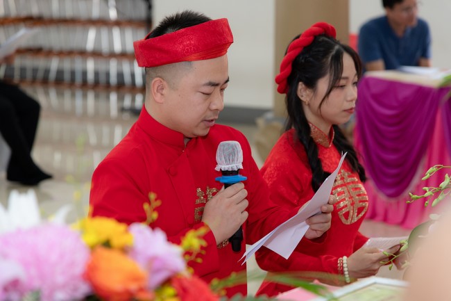 Wedding Ceremony at the pagoda
