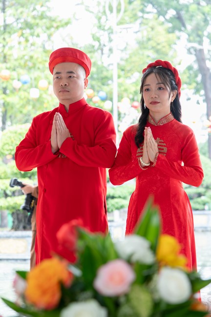 Wedding Ceremony at the pagoda