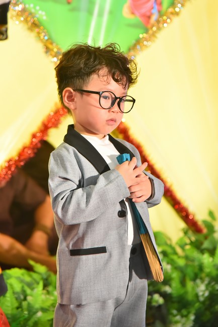 Full-Moon Festival performance program