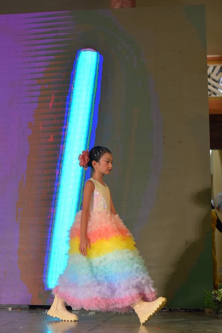 Full-Moon Festival performance program