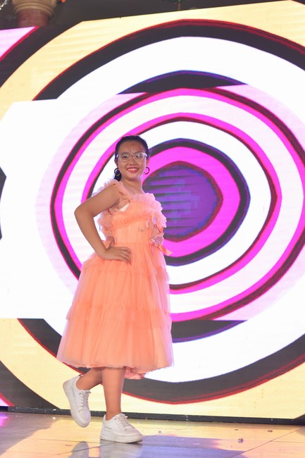 Full-Moon Festival performance program