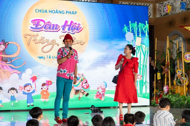 Full-Moon Festival performance program