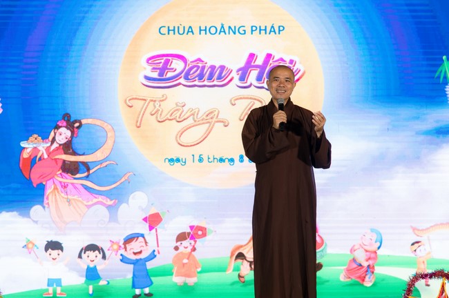 Full-Moon Festival performance program