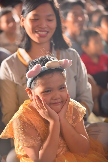 Full-Moon Festival performance program