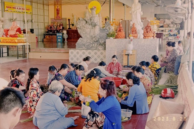 The Ullambana Great Ceremony at Truong Phap pagoda, Hau Giang