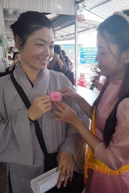 The Ullambana Great Ceremony at Truong Phap pagoda, Hau Giang