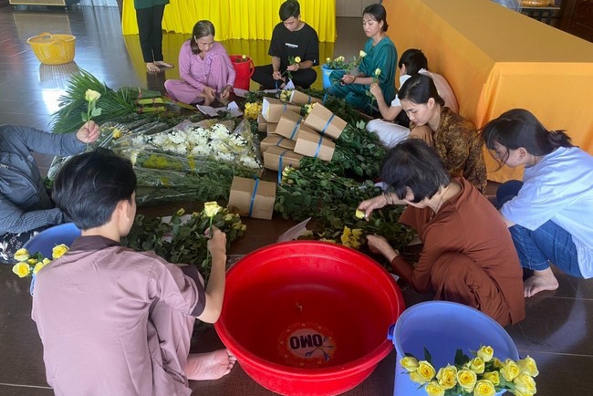 The Ullambana Great Ceremony at Truong Phap pagoda, Hau Giang