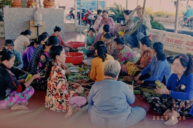 The Ullambana Great Ceremony at Truong Phap pagoda, Hau Giang