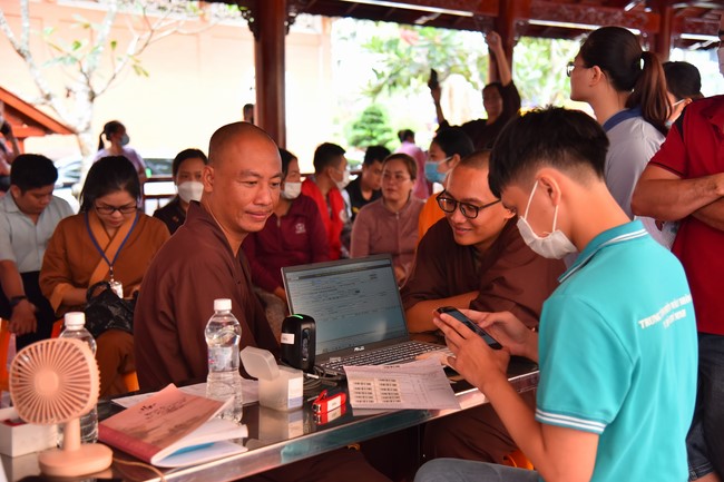 Humanitarian Blood Donation