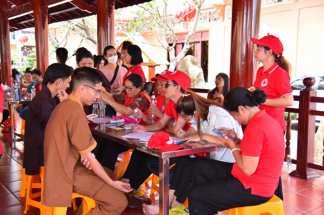 Humanitarian Blood Donation