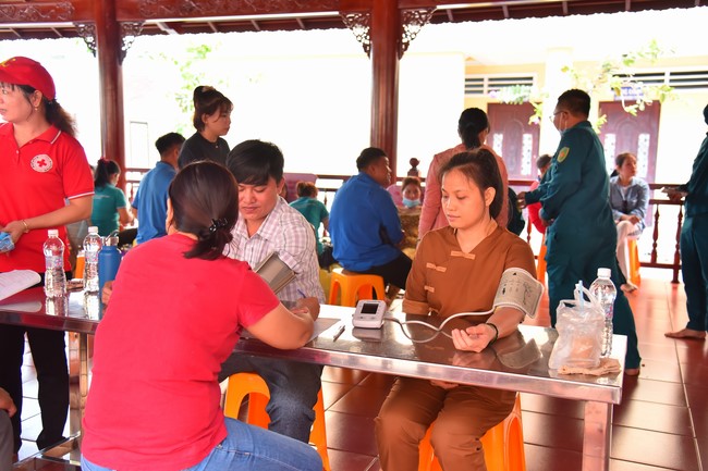 Humanitarian Blood Donation