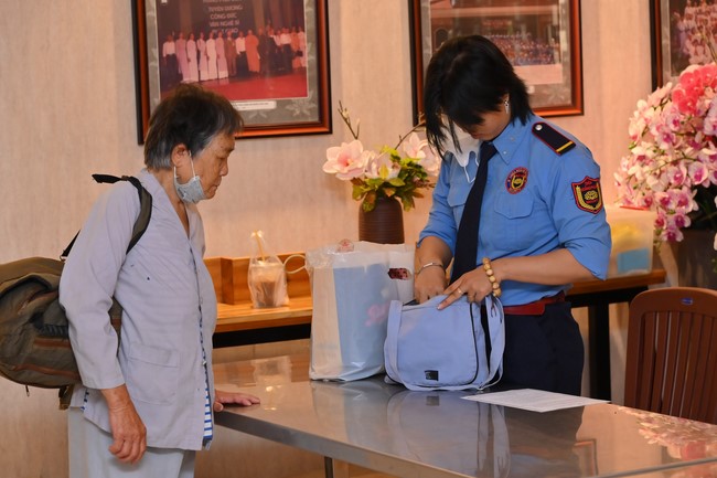 Entering into the 100th Seven-Day Retreat