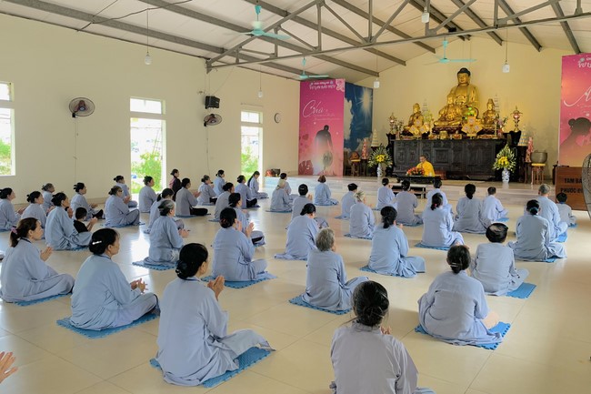 One-day Practice at Dong Cao Pagoda, Thanh Hoa