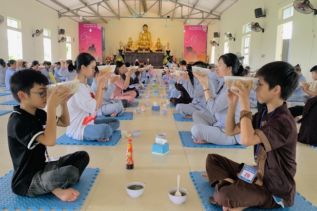 One-day Practice at Dong Cao Pagoda, Thanh Hoa