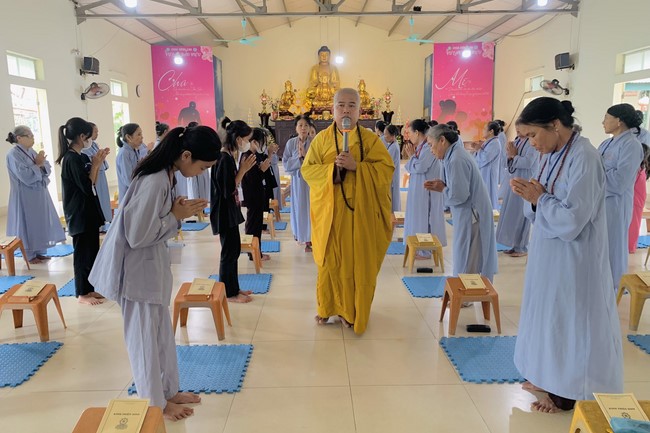 One-day Practice at Dong Cao Pagoda, Thanh Hoa