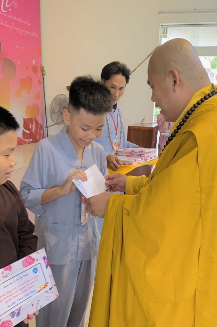 One-day Practice at Dong Cao Pagoda, Thanh Hoa