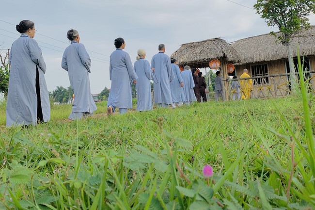 One-day Practice at Dong Cao Pagoda, Thanh Hoa
