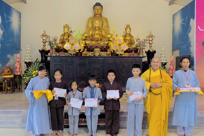 One-day Practice at Dong Cao Pagoda, Thanh Hoa