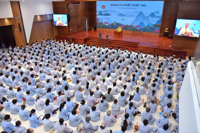 Opening the 100th Seven - Day Retreat