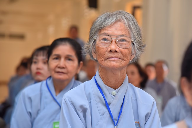 Opening the 100th Seven - Day Retreat