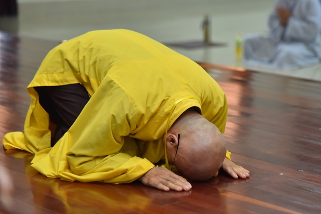 Opening the 100th Seven - Day Retreat