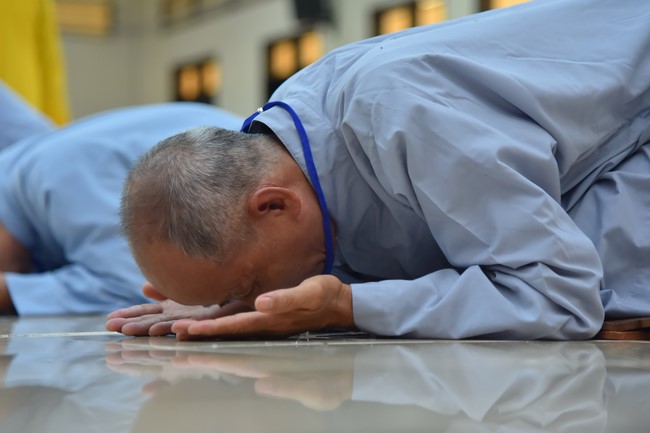 Opening the 100th Seven - Day Retreat