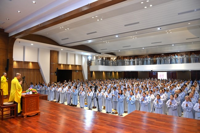 Opening the 100th Seven - Day Retreat