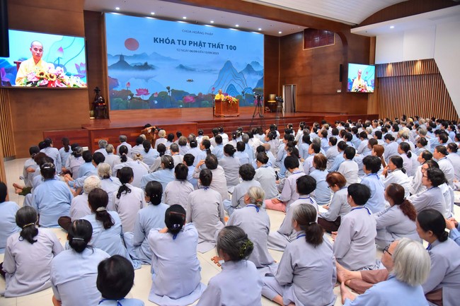 Opening the 100th Seven - Day Retreat