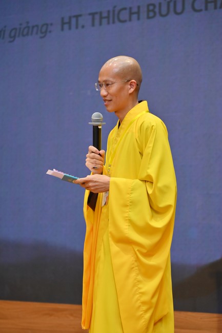 Dharma Talk “Is practice right or wrong?” – The 100th Seven-Day Retreat