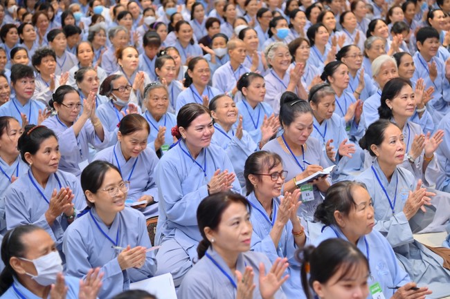 Dharma Talk “Is practice right or wrong?” – The 100th Seven-Day Retreat