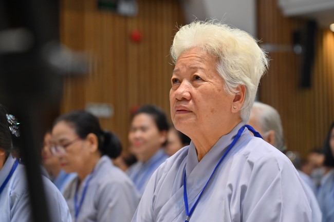 Dharma Talk “Is practice right or wrong?” – The 100th Seven-Day Retreat