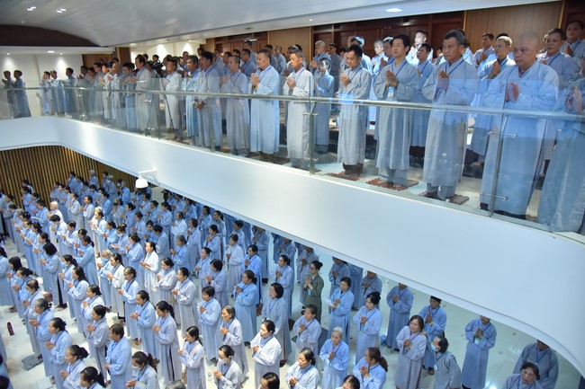 Dharma Talk “Is practice right or wrong?” – The 100th Seven-Day Retreat