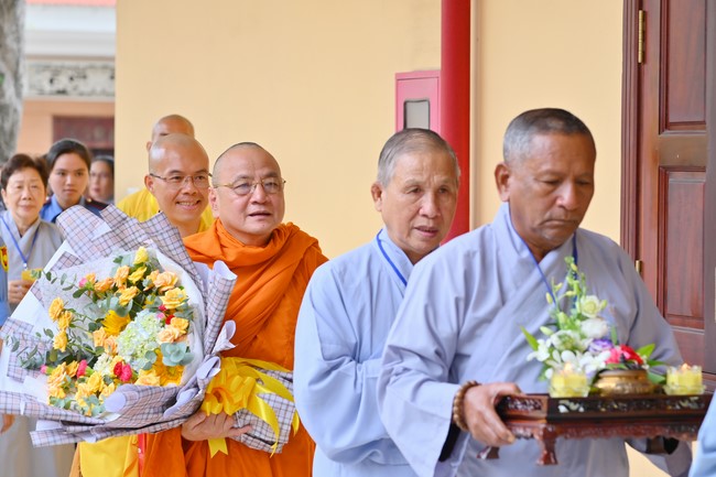 Dharma Talk “Is practice right or wrong?” – The 100th Seven-Day Retreat