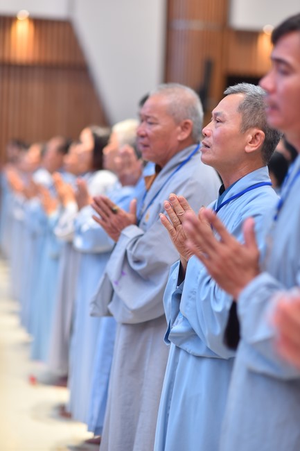 Dharma Talk “Is practice right or wrong?” – The 100th Seven-Day Retreat