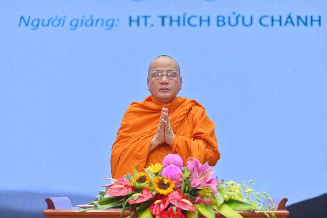 Dharma Talk “Is practice right or wrong?” – The 100th Seven-Day Retreat