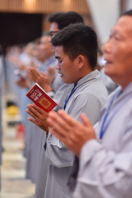 Dharma Talk “Is practice right or wrong?” – The 100th Seven-Day Retreat