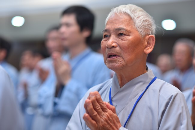 Dharma Talk “Is practice right or wrong?” – The 100th Seven-Day Retreat